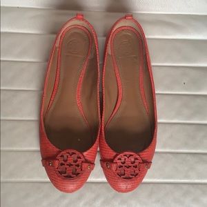 Tory Burch red snake skin-Esque flats